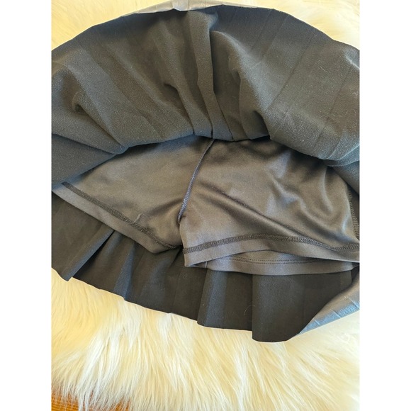 Betsey Johnson girls size 6 pleated skirt EUC - Picture 4 of 6